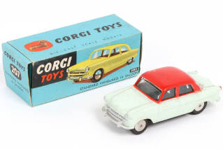 Lot 101 - CORGI TOYS (GB) (1)