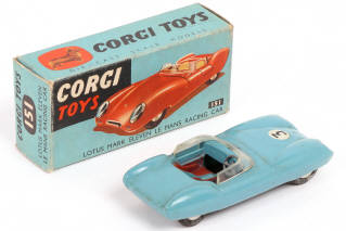 Lot 99 - CORGI TOYS (GB) (1)