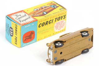 Lot 103 - CORGI TOYS (GB) (1)