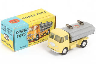 Lot 111 - CORGI TOYS (GB) (1)