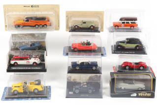 Lot 72 - DIVERS (12)