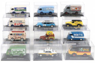 Lot 78 - DIVERS (12)