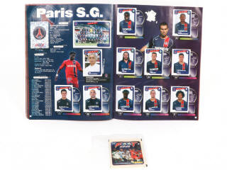 Lot 56 - PANINI (ITALIE) (2)