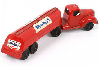 Lot 48 - TOOTSIETOY (USA) (1)