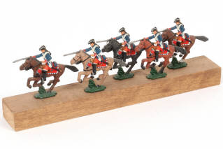 Lot 9 - DIVERS (1)