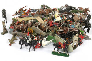 Lot 46 - DIVERS (50)
