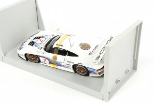 Lot 111 - UT MODELS (HONG KONG) (1)