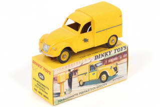 Lot 143 - DINKY TOYS (FRANCE) (1)