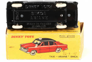 Lot 125 - DINKY TOYS (FRANCE) (1)