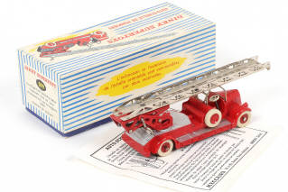 Lot 197 - DINKY TOYS (FRANCE) (1)