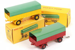 Lot 213 - DINKY TOYS (FRANCE) (2)
