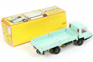 Lot 186 - DINKY TOYS (FRANCE) (1)