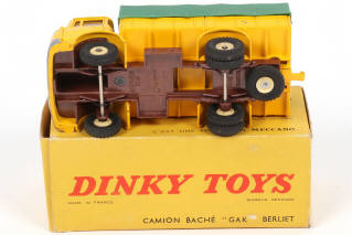 Lot 179 - DINKY TOYS (FRANCE) (1)