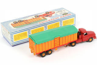 Lot 188 - DINKY TOYS (FRANCE) (1)