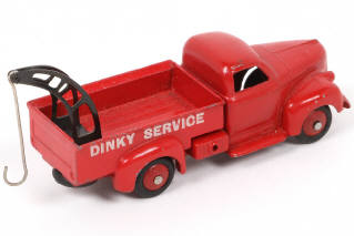 Lot 103 - DINKY TOYS (FRANCE) (1)