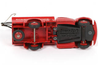 Lot 103 - DINKY TOYS (FRANCE) (1)