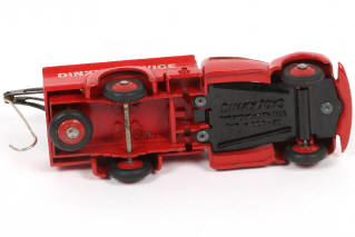 Lot 102 - DINKY TOYS (FRANCE) (1)