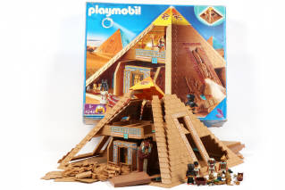Lot 128 - PLAYMOBIL (ALLEMAGNE) (1)