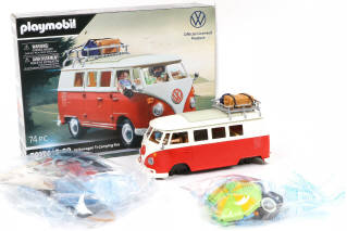 Lot 123 - PLAYMOBIL (ALLEMAGNE) (3)