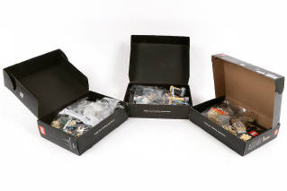Lot 120 - LEGO (DANEMARK) (3)