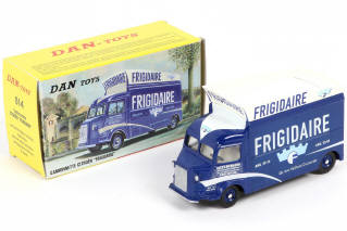 Lot 185 - DAN-TOYS (FRANCE) (2)