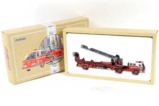 Lot 92 - CORGI TOYS (GB) (4)