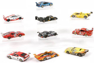 Lot 32 - DIVERS (10)