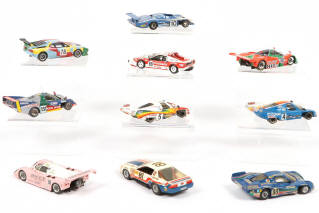 Lot 34 - DIVERS (10)