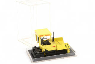 Lot 37 - DIVERS (1)