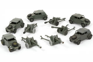Lot 100 - DINKY TOYS (GB) (10)