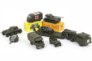 Lot 116 - DINKY TOYS (FRANCE) (9)