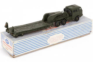 Lot 109 - DINKY TOYS (FRANCE) (1)