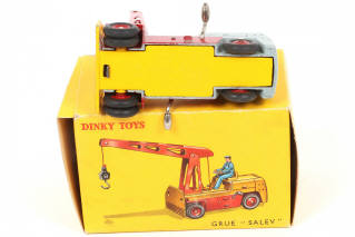 Lot 281 - DINKY TOYS (FRANCE) (1)