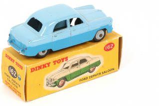 Lot 242 - DINKY TOYS (GB) (1)