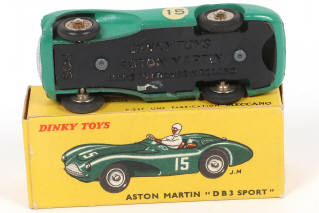 Lot 282 - DINKY TOYS (FRANCE) (1)