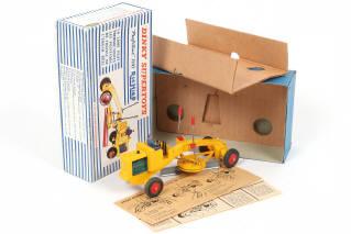 Lot 293 - DINKY TOYS (FRANCE) (1)