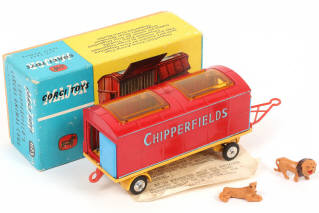 Lot 97 - CORGI TOYS (GB) (1)