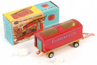 Lot 98 - CORGI TOYS (GB) (1)