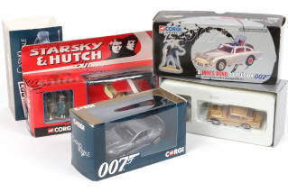 Lot 121 - CORGI TOYS (GB) (3)