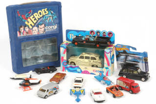 Lot 130 - CORGI TOYS (GB) (15)