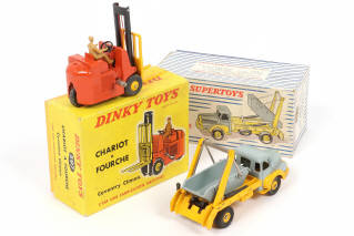 Lot 298 - DINKY TOYS (FRANCE) (2)