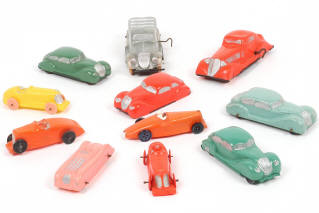 Lot 16 - DIVERS (10)