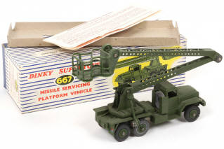 Lot 258 - DINKY TOYS (GB) (1)
