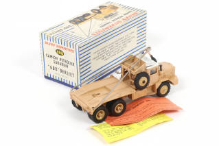 Lot 292 - DINKY TOYS (FRANCE) (1)
