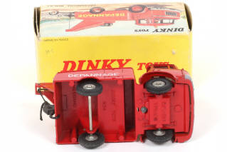 Lot 291 - DINKY TOYS (FRANCE) (1)