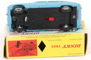 Lot 285 - DINKY TOYS (FRANCE) (1)