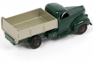 Lot 275 - DINKY TOYS (FRANCE) (1)