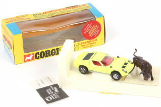 Lot 105 - CORGI TOYS (GB) (1)