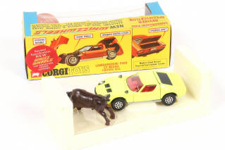Lot 105 - CORGI TOYS (GB) (1)