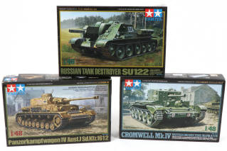 Lot 23 - TAMIYA (JAPON) (5)
